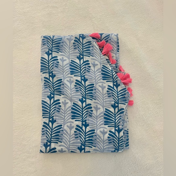 Women’s Classic Whimsy Blue Leaf Print Caftan Swim Cover-Up - NWT - Picture 4 of 5